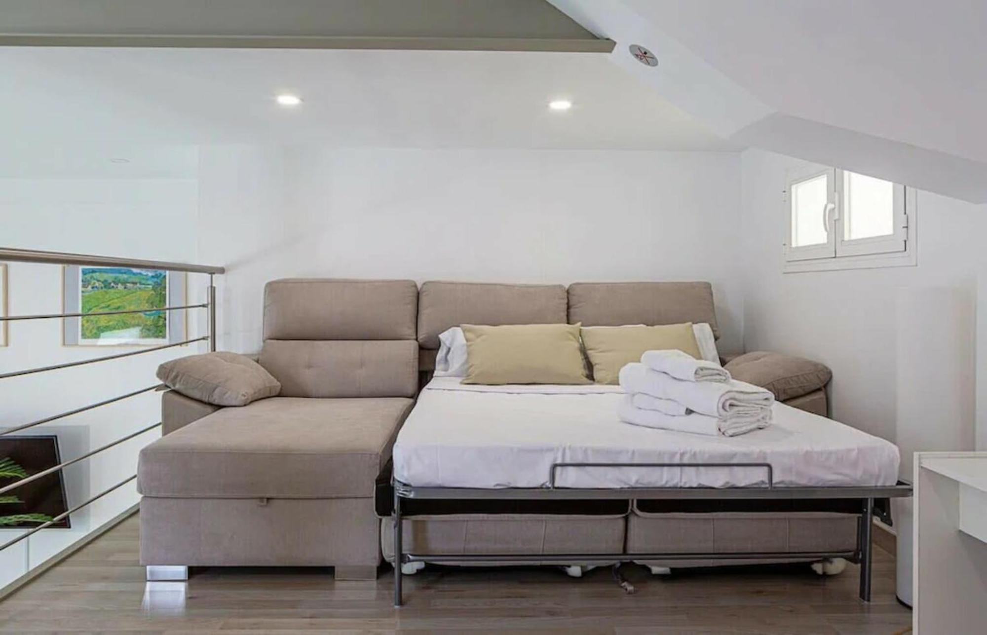 2Bedroom Duplex In Hortaleza Near Metro Madrid Exterior foto